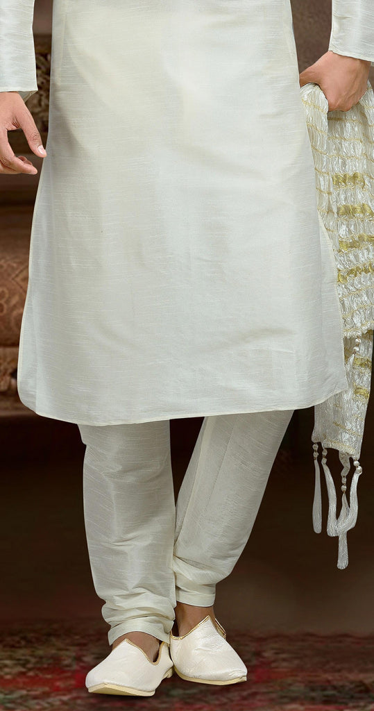Off White Dupion Art silk Kurta Pyjama Comes With thread Work