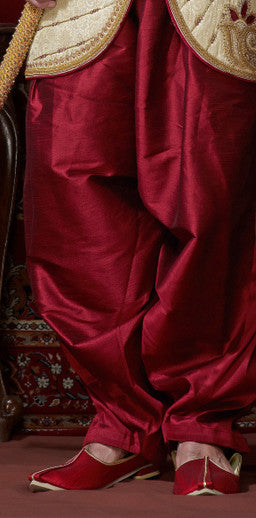 Gold Banarasi Giccha Indowestern Sherwani