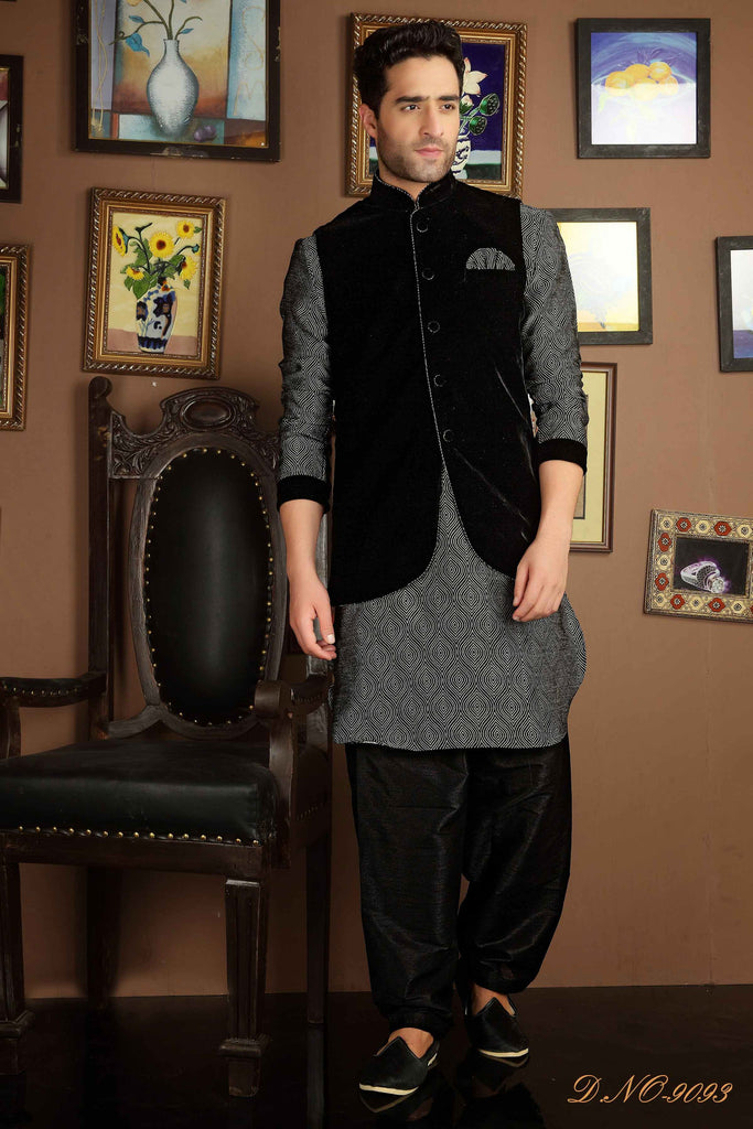 Black Banarasi  Silk Pattern Work Sherwani
